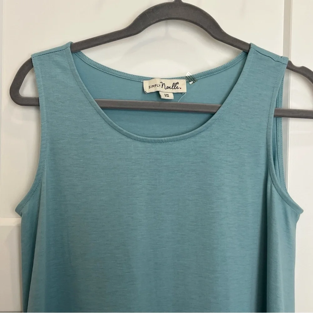 Simply Noelle Size S/ M Teal White Sleeveless Polyester Spandex Tunic Buttons‎